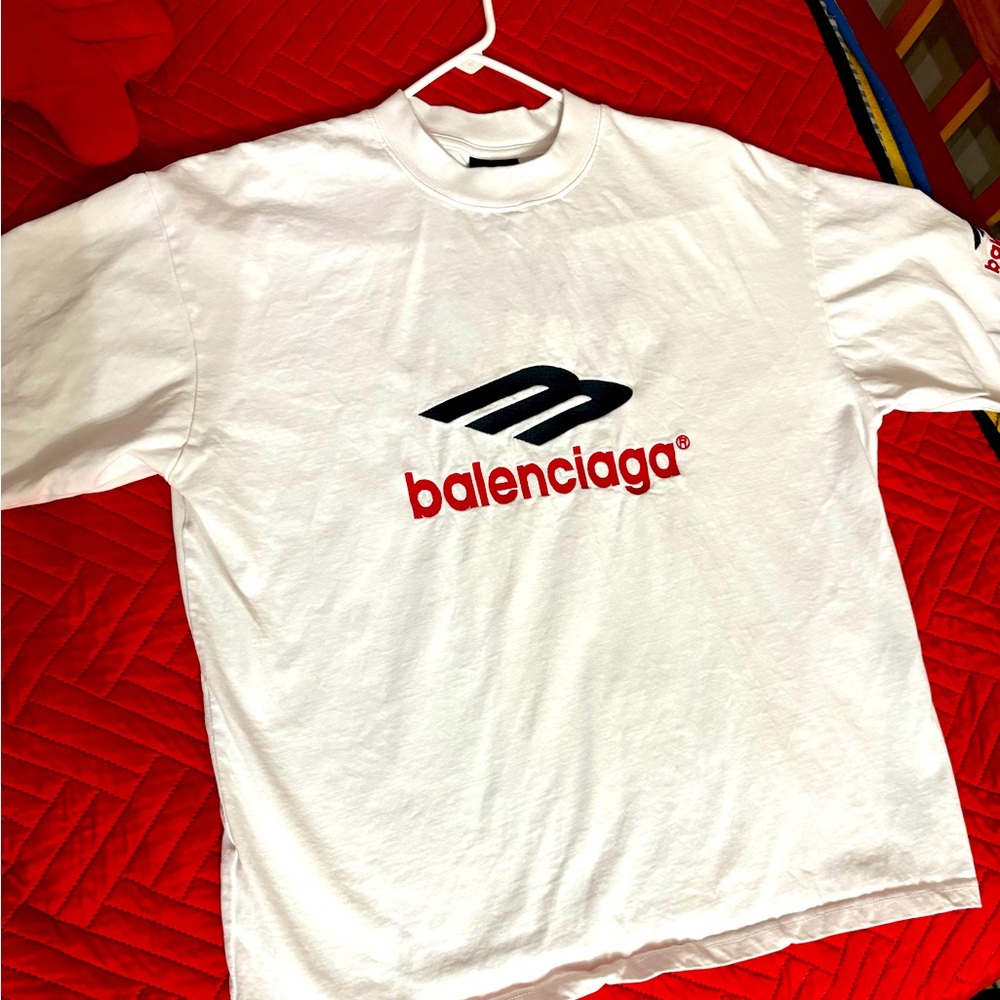 BALENCIAGA 3b Sports Icon Black and Red Oversize T-Shirt